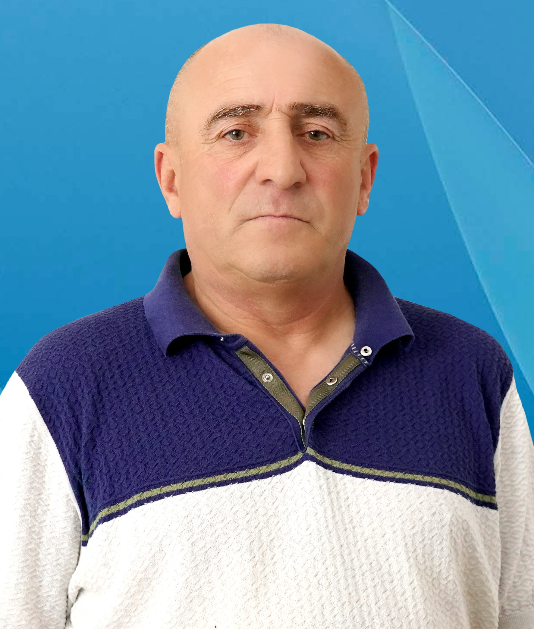 Айгумов Магомебек Абдулзагирович.